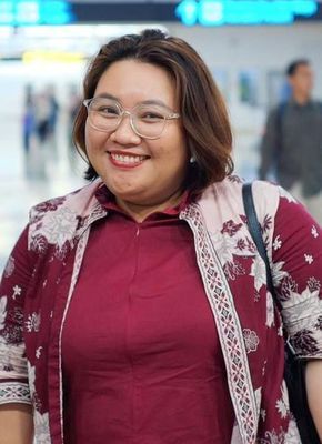 MARTHA HERINIAZWI DIANTHI, S.I.Kom,M.I.Kom