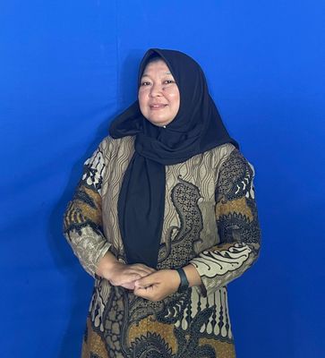 VETHY OCTAVIANI, S.Sos.,M.I.Kom.