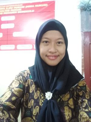 FERAWATI ROYANI, M.H,S.H.